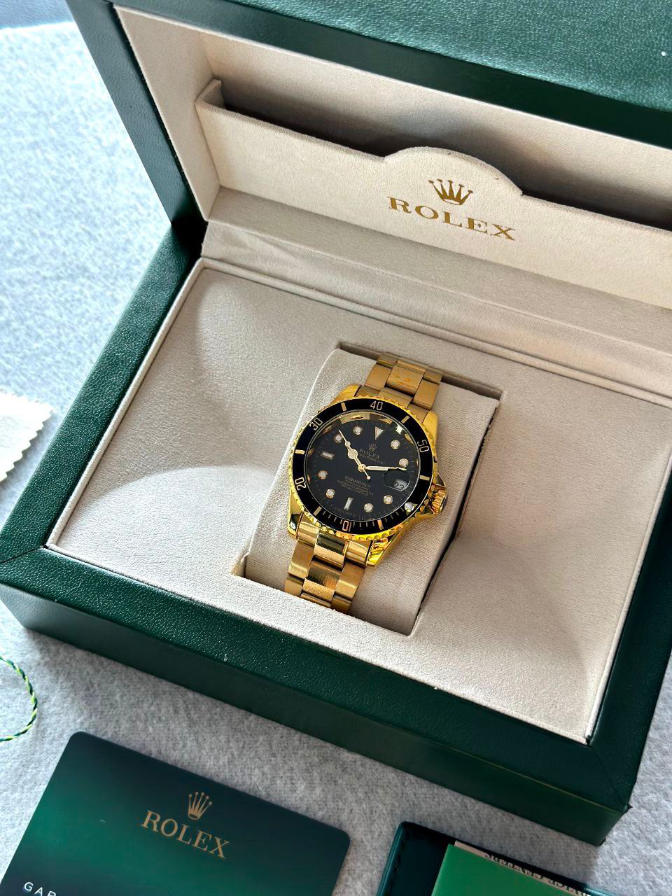 ROLEX SUBMARINER GOLD EDITION