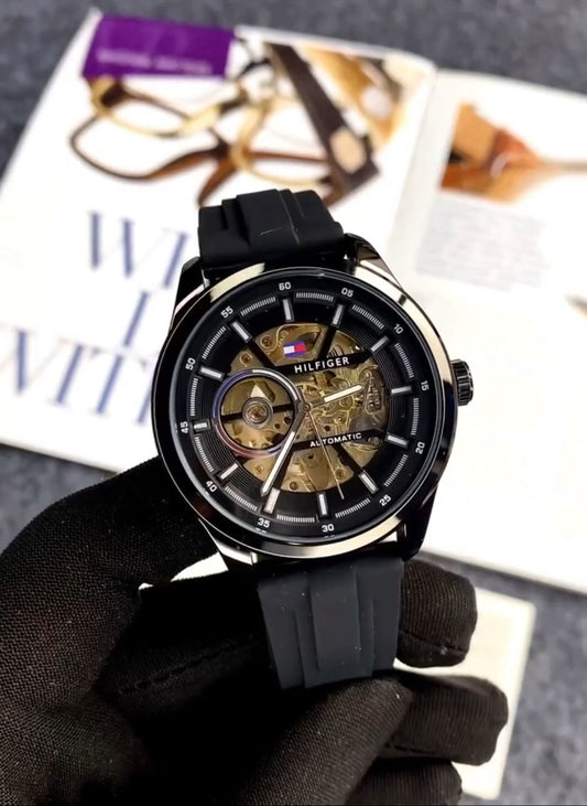 TOMMY HILFIGER II Premium Watch